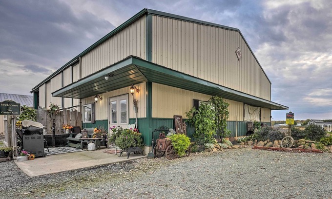 Goshen Apartment | Farm Living w/Fresh Harvest: Goshen Studio!