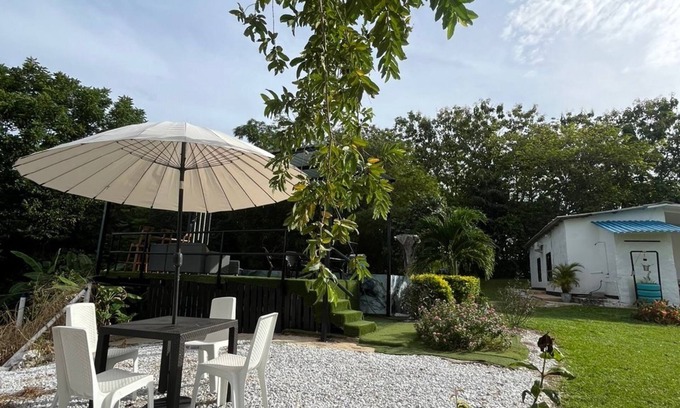 Sonson Cabin | Farm with swimming pool 5 min from Hacienda Napoles Serene Mountain in Doradal