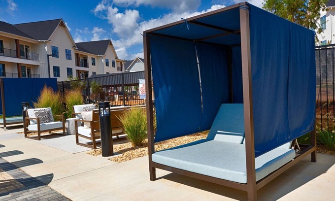 Madison Apartment | FarmHaus 2BD 2 - Two Bedroom Apartment, Sleeps 4
