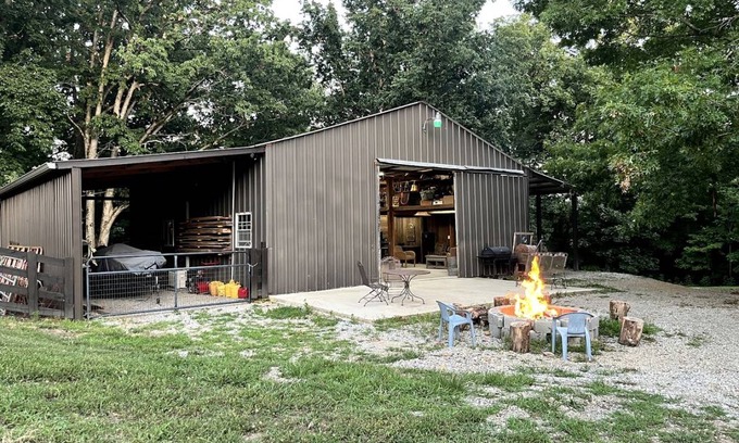 Millersville House | Farmhouse ∙ 1 bedroom ∙ 3 guests