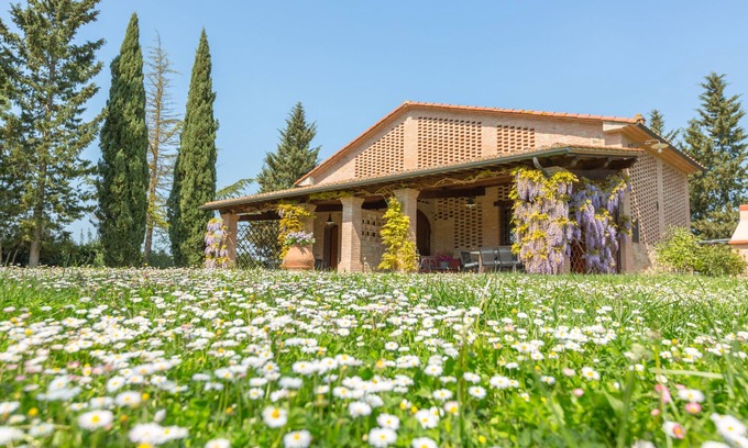 Peccioli Apartment | Farmhouse Canale - Melograno 6 + 1 apartment