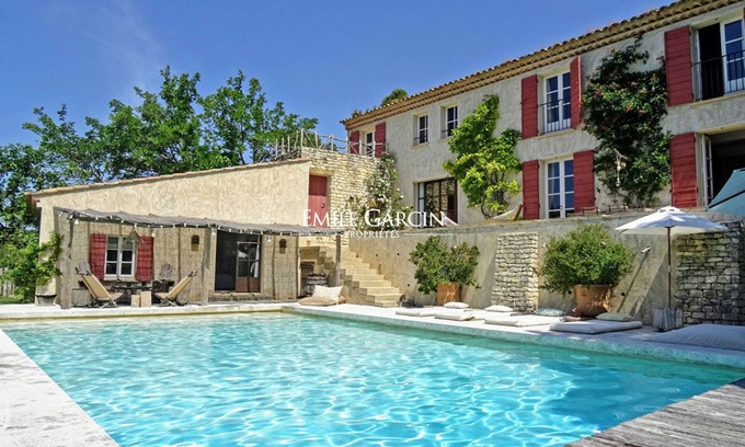 Meyrargues House | Farmhouse for rent in Aix-en-Provence on a 600-hectare family estate