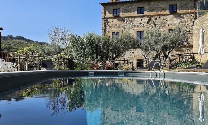 Castel d'Arno Villa | FARMHOUSE WITH PANORAMIC POOL IN PERUGIA/ASSISI IDEAL FOR GROUPS FOR 22 PLACES