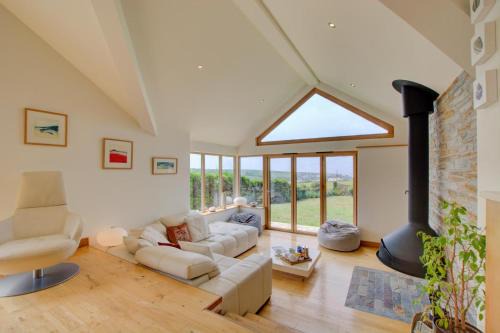 Porthcothan House | Farmlands