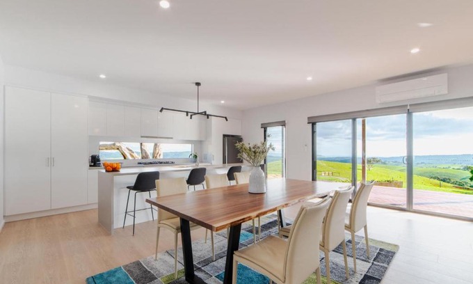 Myponga House | Farmview Retreat 217 Nunn Road