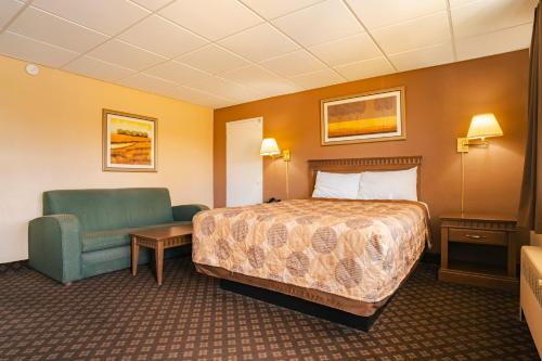 Sarnia Hotel | Faulds Motel