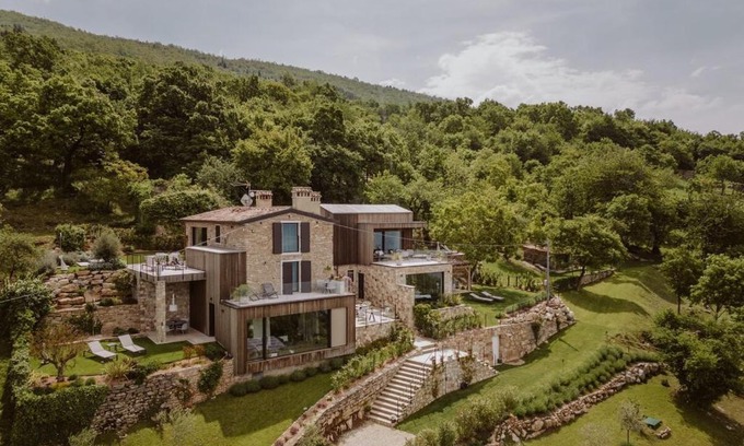 Brenzone sul Garda Bed & Breakfast | FAVAI HILLS your secret hideaway