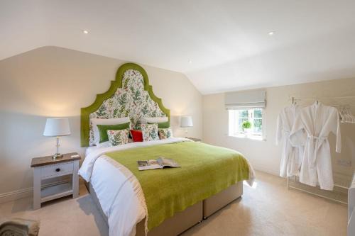 Ripon House | Feathered Nest
