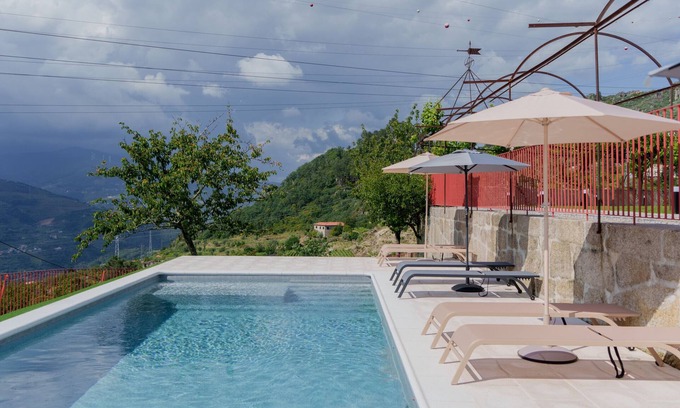 Sao Martinho de Mouros Villa | Feel Discovery Villa Aura Douro Valley