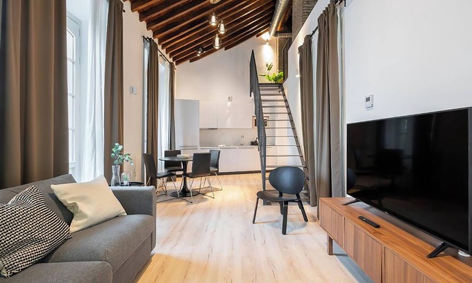 Lagunillas Apartment | Feelathome Conde Apartments