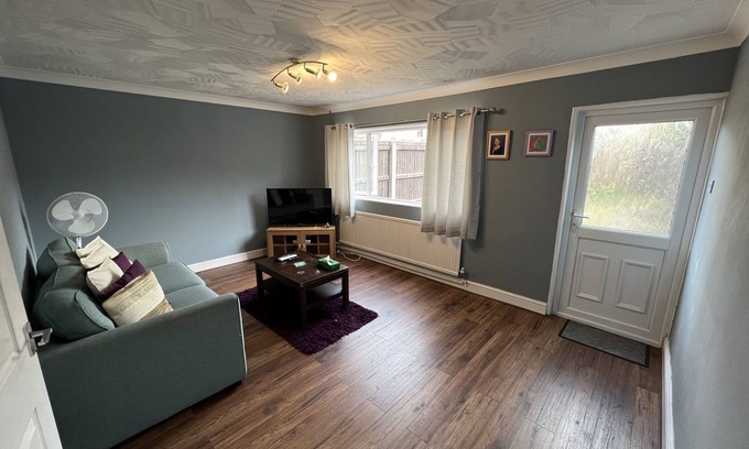 Peterborough House | Fellowes Garden
