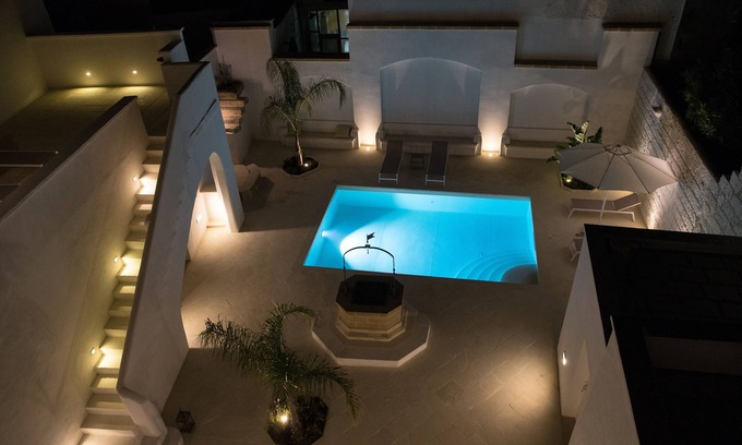 Campi Salentina House | Fenisia Guest House 18th century - holiday home in the historic center of Salento