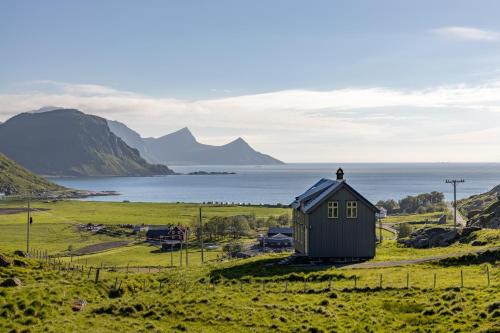 Vestvagøy House | Feriehus med flott havutsikt ved Hauklandstranden