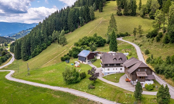 Arriach Apartment | Ferienglück by Interhome