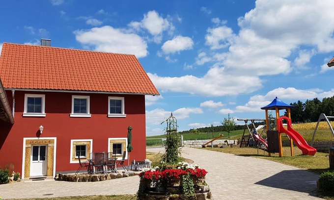 Neunburg vorm Wald House | Ferienhäuser Schneeberger