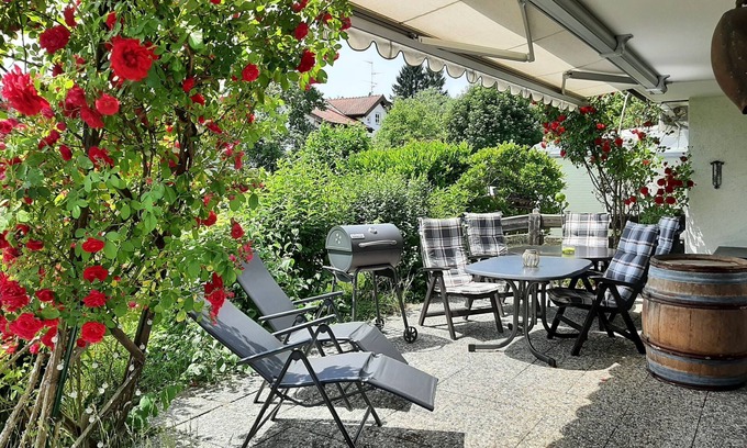 Breitbrunn a. Chiemsee House | Ferienhaus für 8 Personen, 190 qm, 4 Schlafräumen, 2 Bäder, Terrasse und Garten