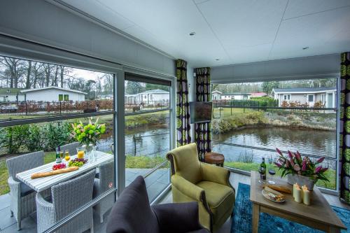 De Bult Ski Chalet | Ferienhaus 4 Personen bei Giethoorn, Chalet in Holland