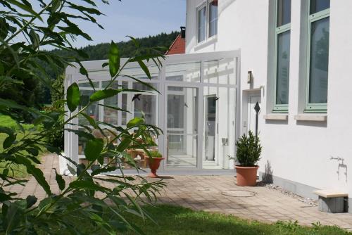 Aichstetten House | Ferienhaus/Ferienwohnung BeeHappy