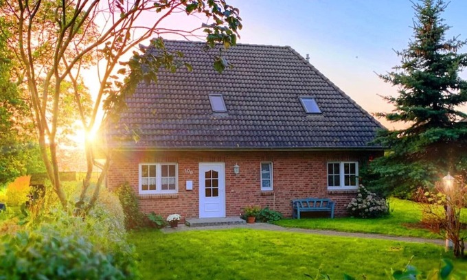 Norddeich House | Ferienhaus "immerlicht" mit 118 qm - Ruhige Lage & gr. Garten