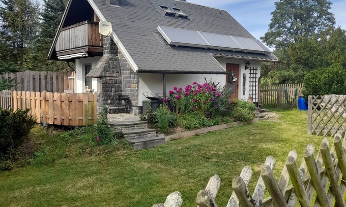 Adorf House | Ferienhaus in Entspannter Ruhiger Lage