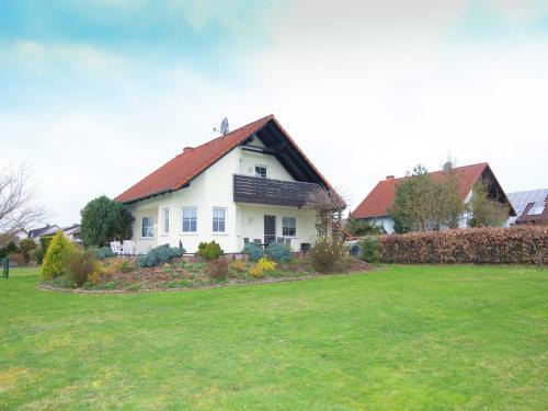Buchenberg House | Ferienhaus in Hessen mit großem Garten