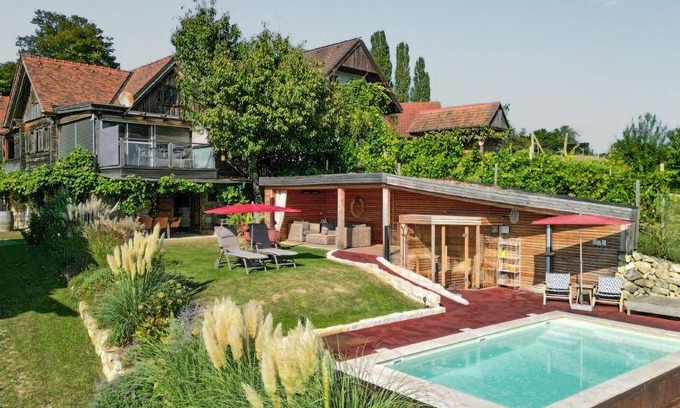 Breitenfeld an der Rittschein House | Ferienhaus mit Pool und Sauna