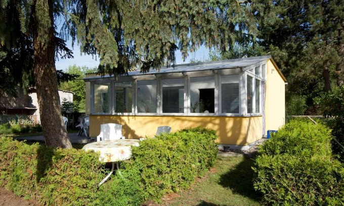Parey House | Ferienhaus mit Wintergarten am See (Angelparadies)