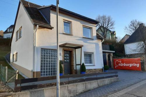 Wimbach House | Ferienhaus Urban mit Garage