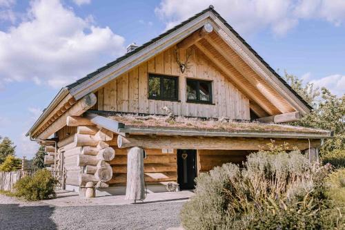 Schalksmuehle Apartment | Ferienhaus Wiesenchalet im Sauerland