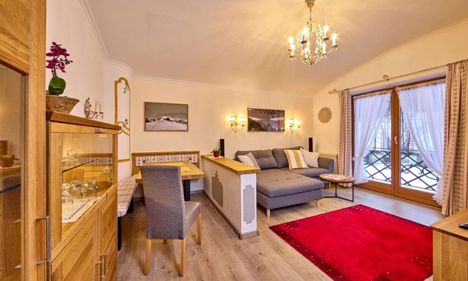 Garmisch-Partenkirchen Apartment | Ferienwohnungen Reindl - Living in the middle of nature