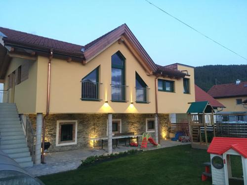Agsdorf Apartment | Ferienwohnung Schreierhof Bio Bauernhof