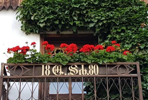 Burggen Apartment | Ferienwohnung 1880