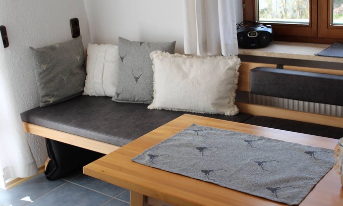Bad Endorf Apartment | Ferienwohnung, 26 qm Erdgeschoss, 1 separates Schlafzimmer