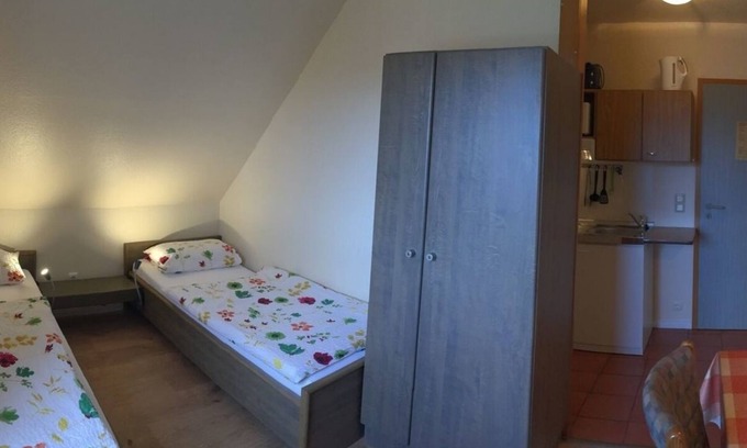 Wester-Ohrstedt Apartment | Ferienwohnung/app. für 2 Gäste mit 16m² in Wester-ohrstedt