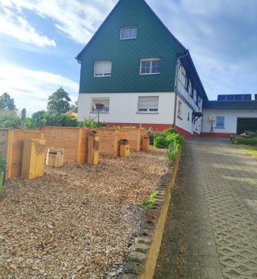 Lunzenau Apartment | Ferienwohnung am Kugelbaum