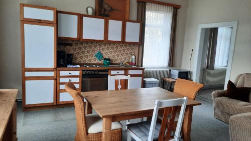 Bockhorn Apartment | Ferienwohnung am Wildgehege