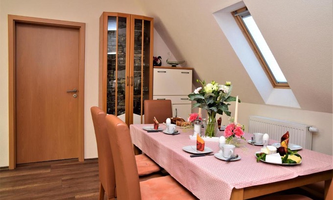 Hornbach Apartment | Ferienwohnung Anneliese am Stadttor