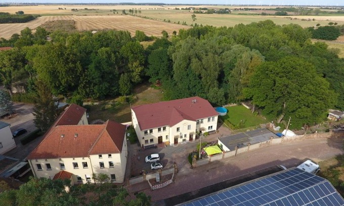 Wettin-Lobejun Apartment | Ferienwohnung, Apartment, Monteurwohnung mit Klimaanlage Wettin-Löbejün