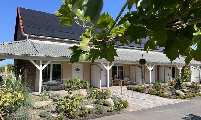 Zahna-Elster Apartment | Ferienwohnung auf dem Bauernhof mit Terrasse