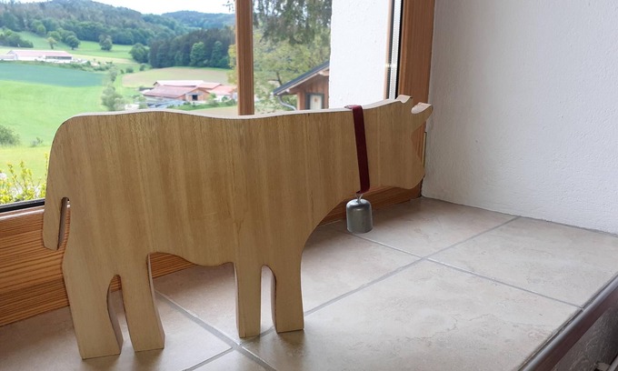 Grafenau Apartment | Ferienwohnung auf dem Bauernhof - zwei Schlafzimmer - Kinderland Bayerischer Wald