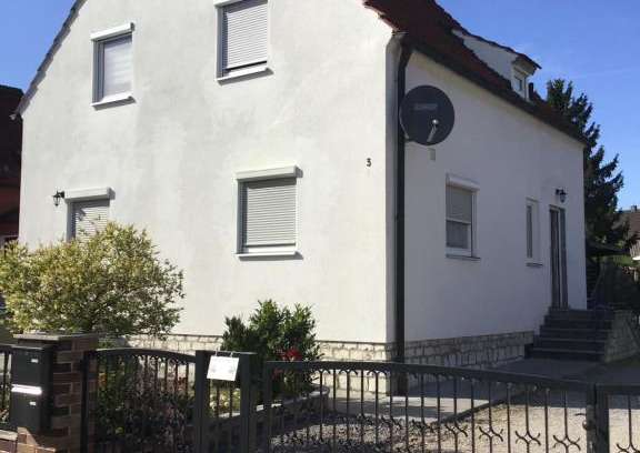 Maxhutte-Haidhof Apartment | Ferienwohnung Elina
