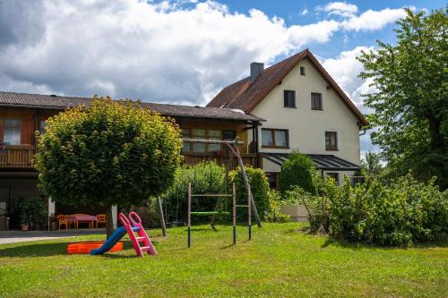Moosbach Apartment | Ferienwohnung Haus Inge