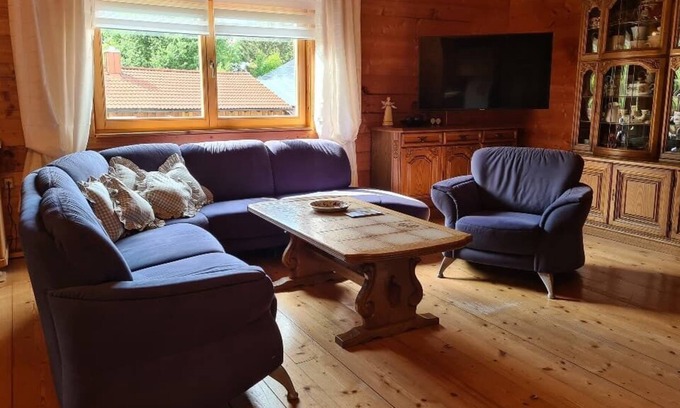 Eging am See Apartment | Ferienwohnung Holzkastl nahe der Westernstadt Pullman City