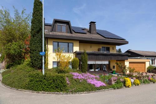 Steinen Apartment | Ferienwohnung im Alpenblick