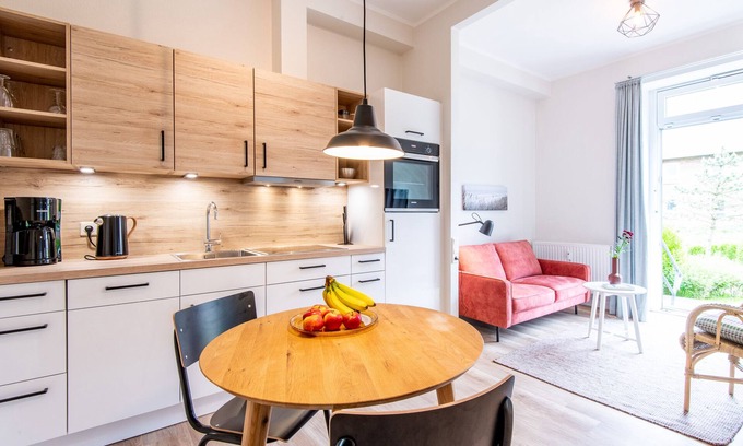 Rantum Apartment | Ferienwohnung im Erdgeschoss mit Eigener Holzterrasse