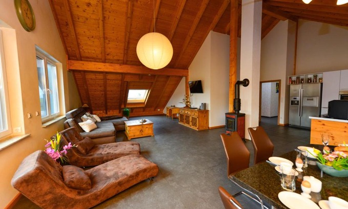 Weibach House | Ferienwohnung im Erzgebirge