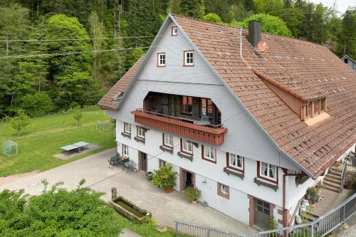 Schenkenzell Apartment | Ferienwohnung im Hof 120qm