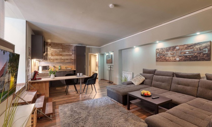 Bahrdorf Apartment | Ferienwohnung in Luxusvilla