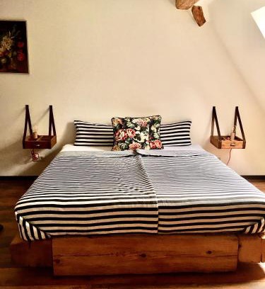 Kammerstein Apartment | Ferienwohnung Kunst und Kulturschuppen Hasenmühle