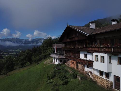 Oberau Apartment | Ferienwohnung Loya Panorama by FeWo-Plan WILD037